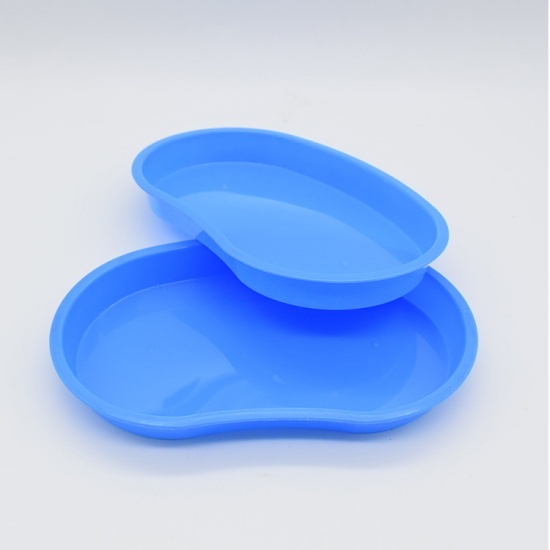 Plastic medical kidney dish surgical tray