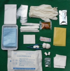 Sterile Dressing Pack with Tray Force Clamp